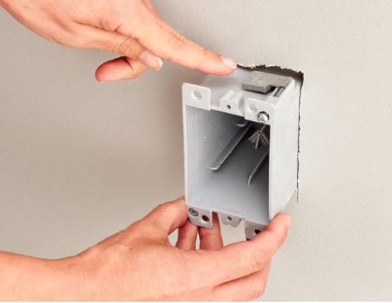 Könnte eine Steckdose die alltägliche Verkabelung sicherer und wartungsfreundlicher machen?