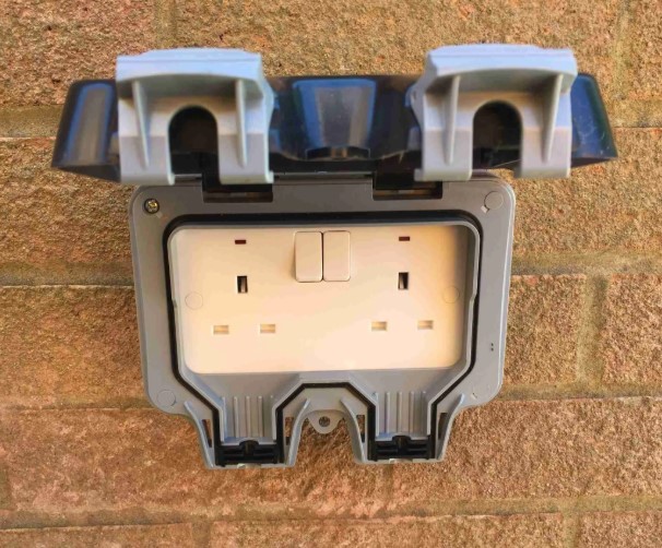 Outdoor Socket Box